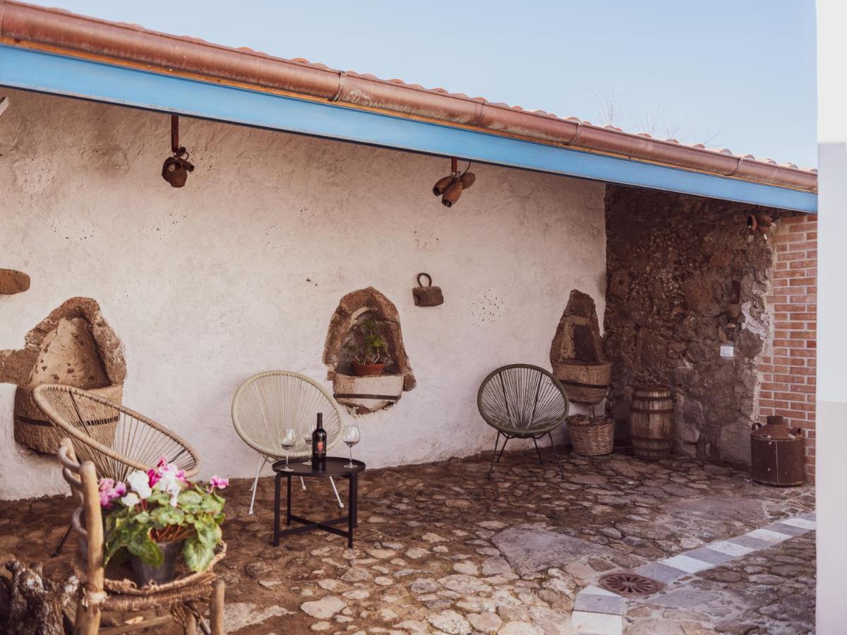 Sedilo Binzas Betzas Agriturismo מראה חיצוני תמונה